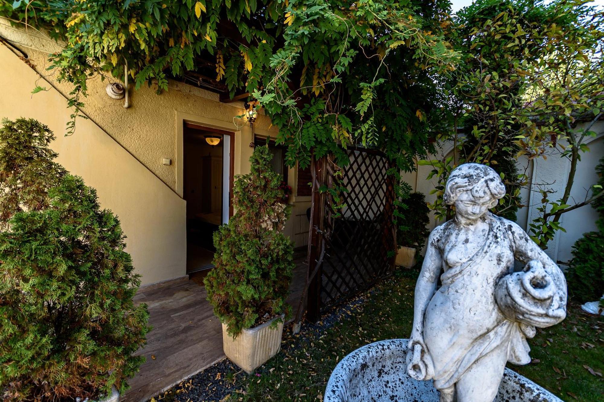 Vila Sarada Boutique Дева Экстерьер фото